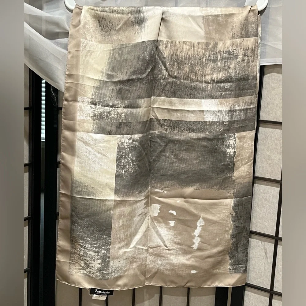 Elegant Black and Gray Scarf by FATTORSETA, MADE IN ITALY SIZE 34 X 34”